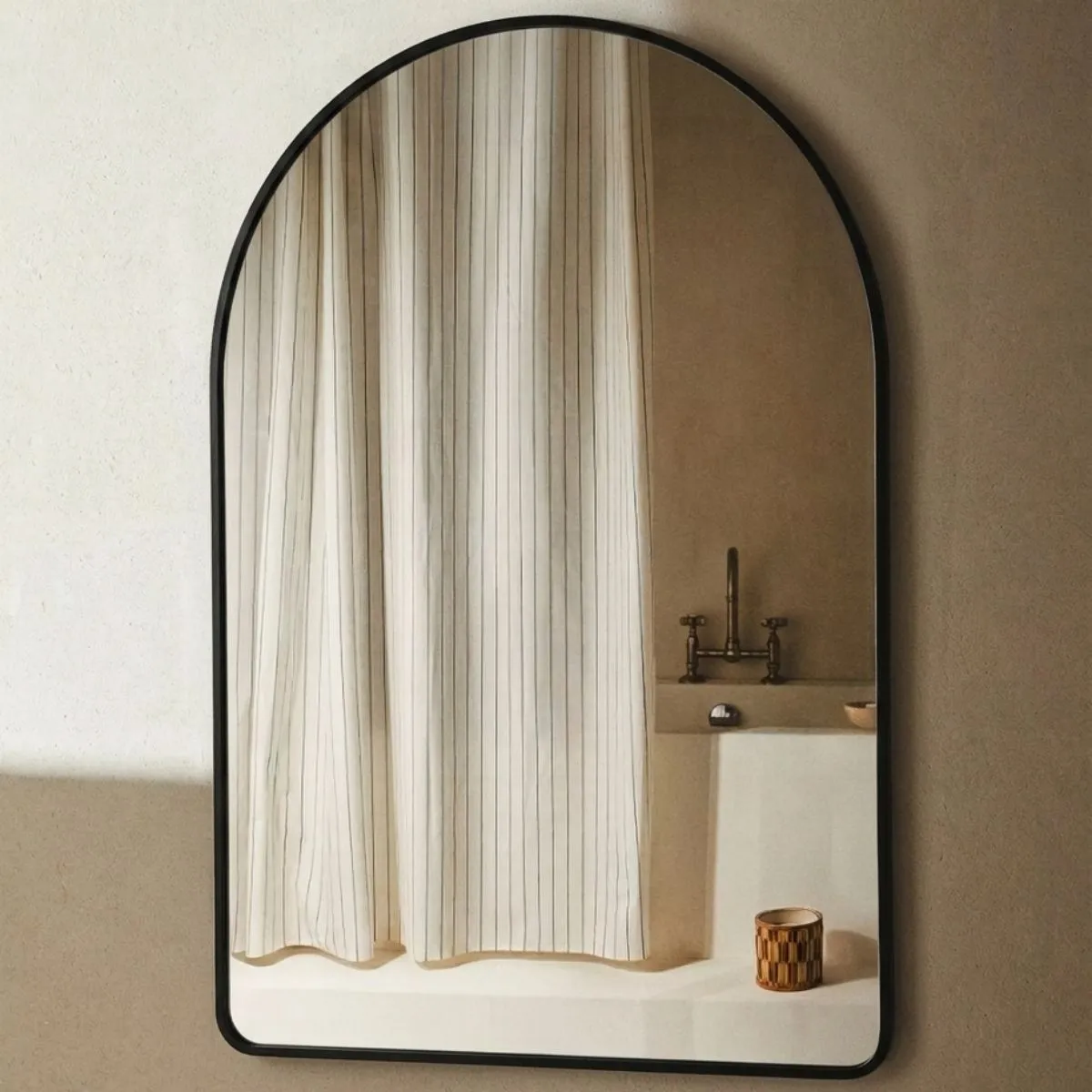 Espelho arco 75×55 preto